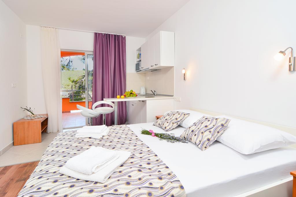 Apartments Juka Хвар Номер фото