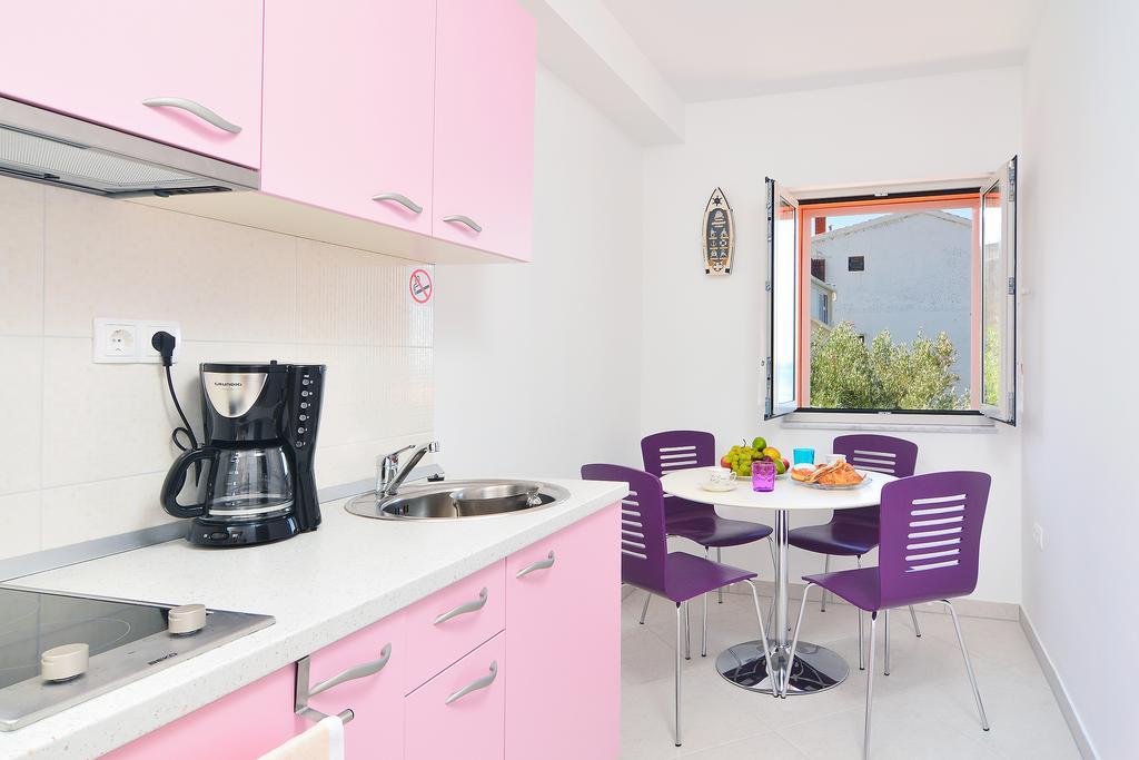 Apartments Juka Хвар Экстерьер фото