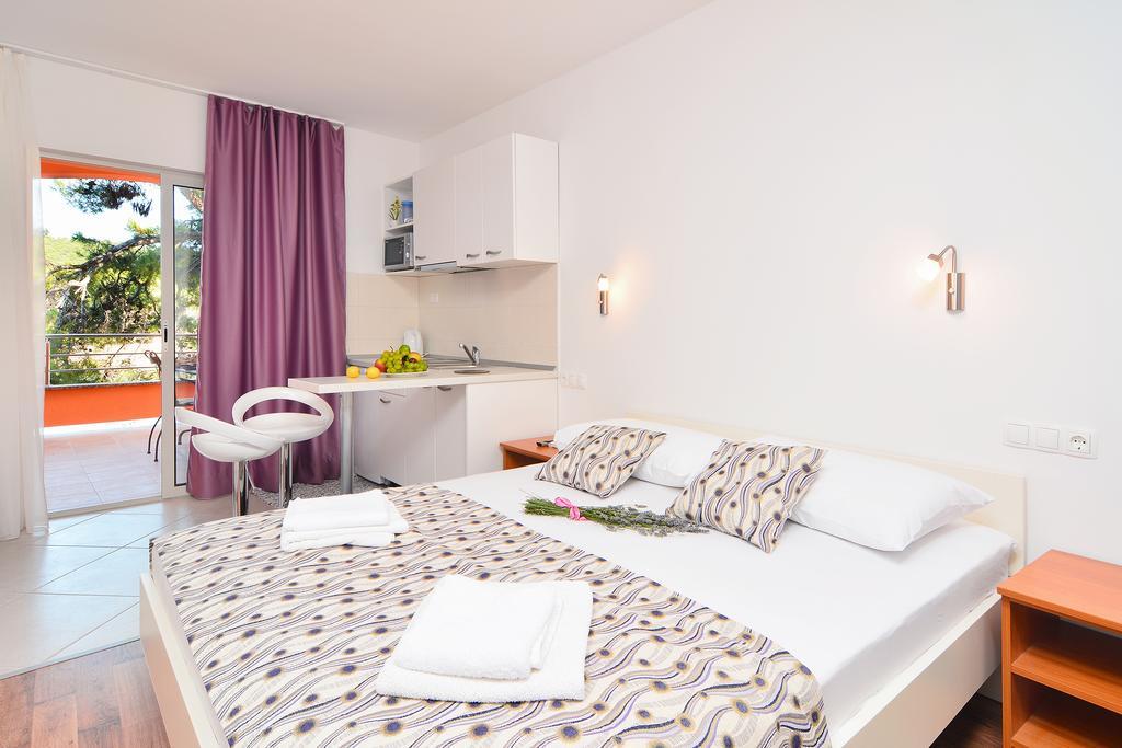 Apartments Juka Хвар Номер фото