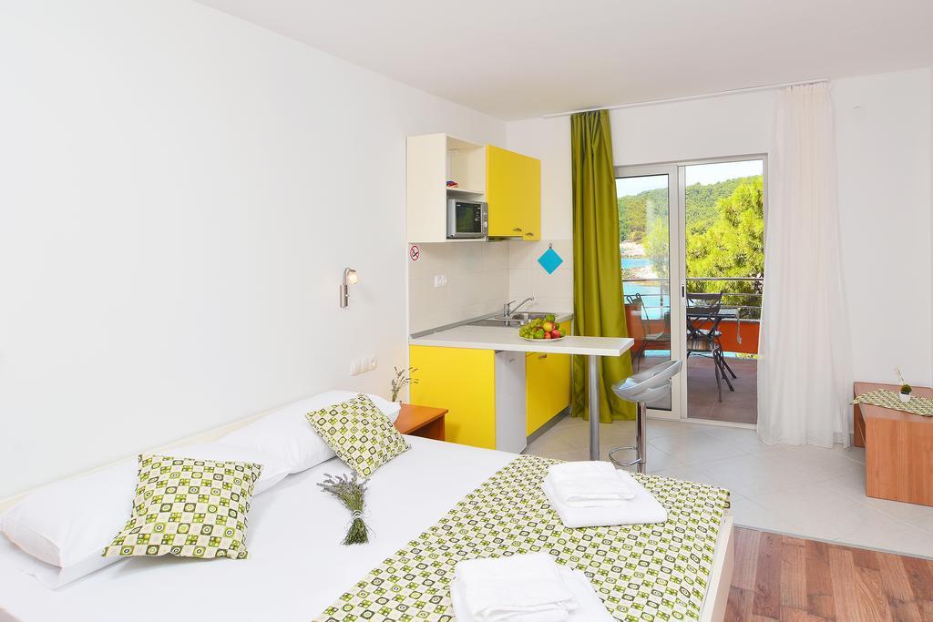 Apartments Juka Хвар Номер фото